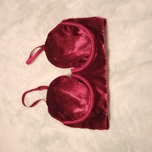 NWT VS Bra - Picture 4 of 4